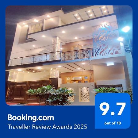 Blessing'S Home Stay 5 Bedrooms Luxury Villa Exquisite 5 Bedroom Villa Ideal Family Home Stay With Spacious Living Lucknow Exteriör bild