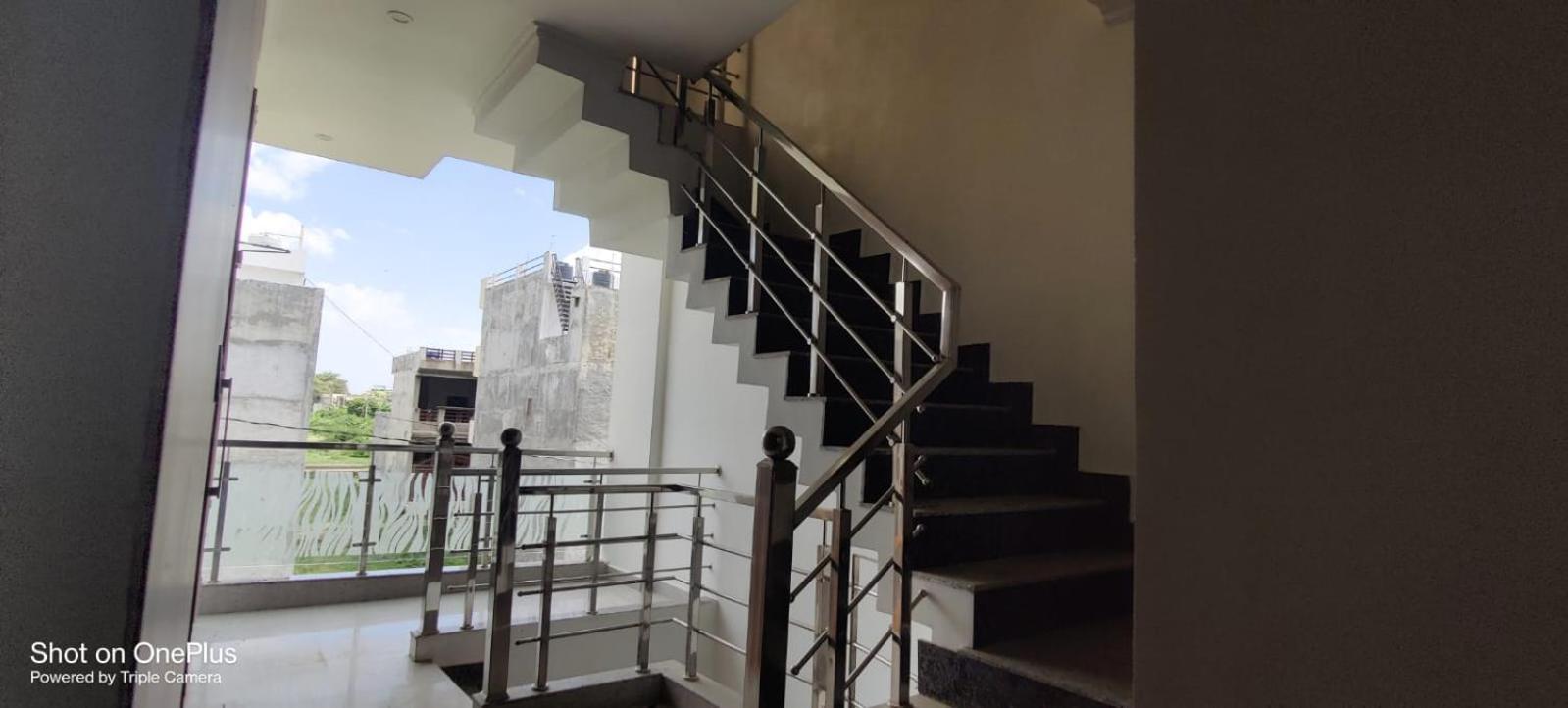 Blessing'S Home Stay 5 Bedrooms Luxury Villa Exquisite 5 Bedroom Villa Ideal Family Home Stay With Spacious Living Lucknow Exteriör bild