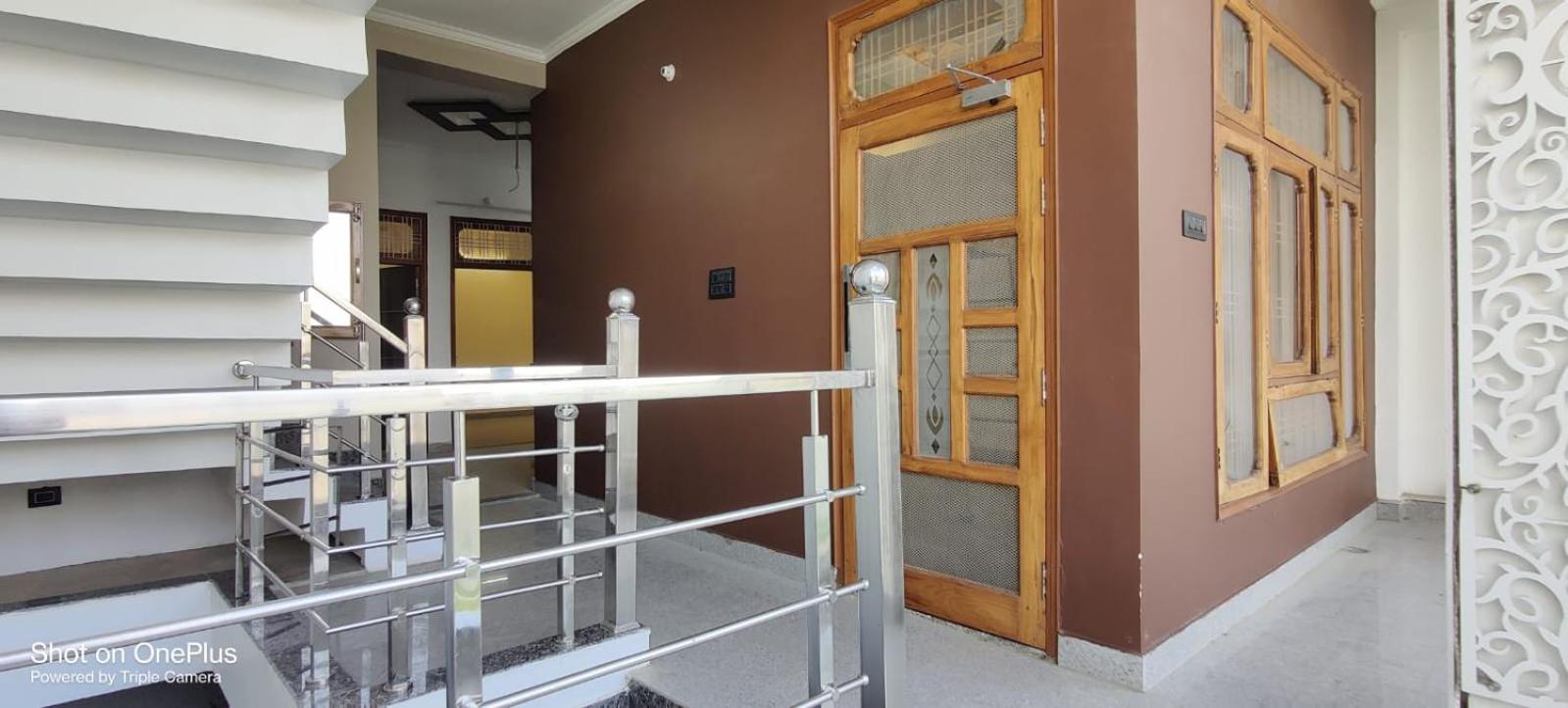 Blessing'S Home Stay 5 Bedrooms Luxury Villa Exquisite 5 Bedroom Villa Ideal Family Home Stay With Spacious Living Lucknow Exteriör bild