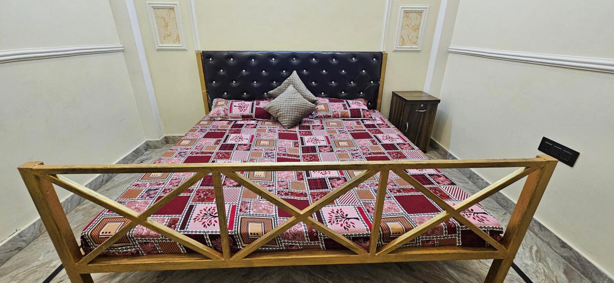 Blessing'S Home Stay 5 Bedrooms Luxury Villa Exquisite 5 Bedroom Villa Ideal Family Home Stay With Spacious Living Lucknow Exteriör bild