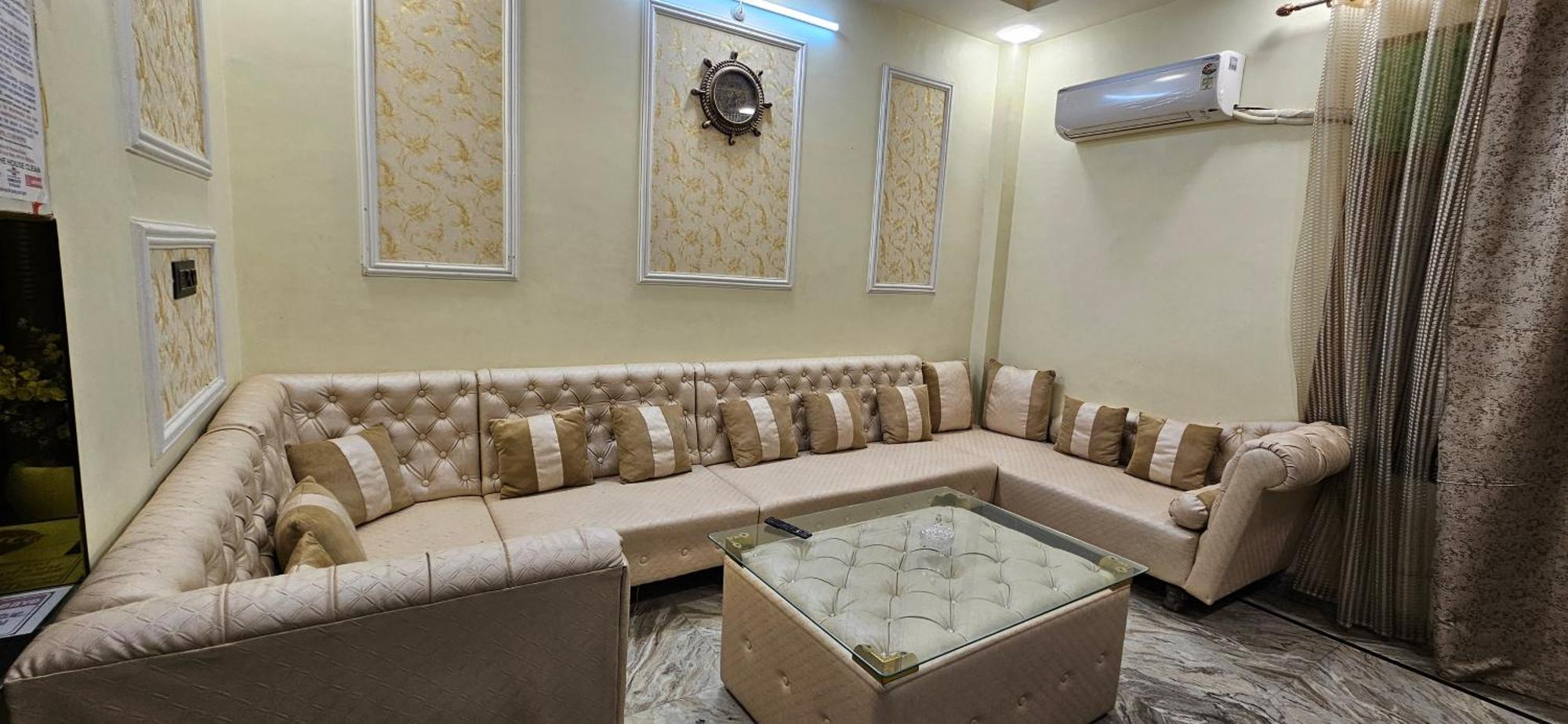Blessing'S Home Stay 5 Bedrooms Luxury Villa Exquisite 5 Bedroom Villa Ideal Family Home Stay With Spacious Living Lucknow Exteriör bild
